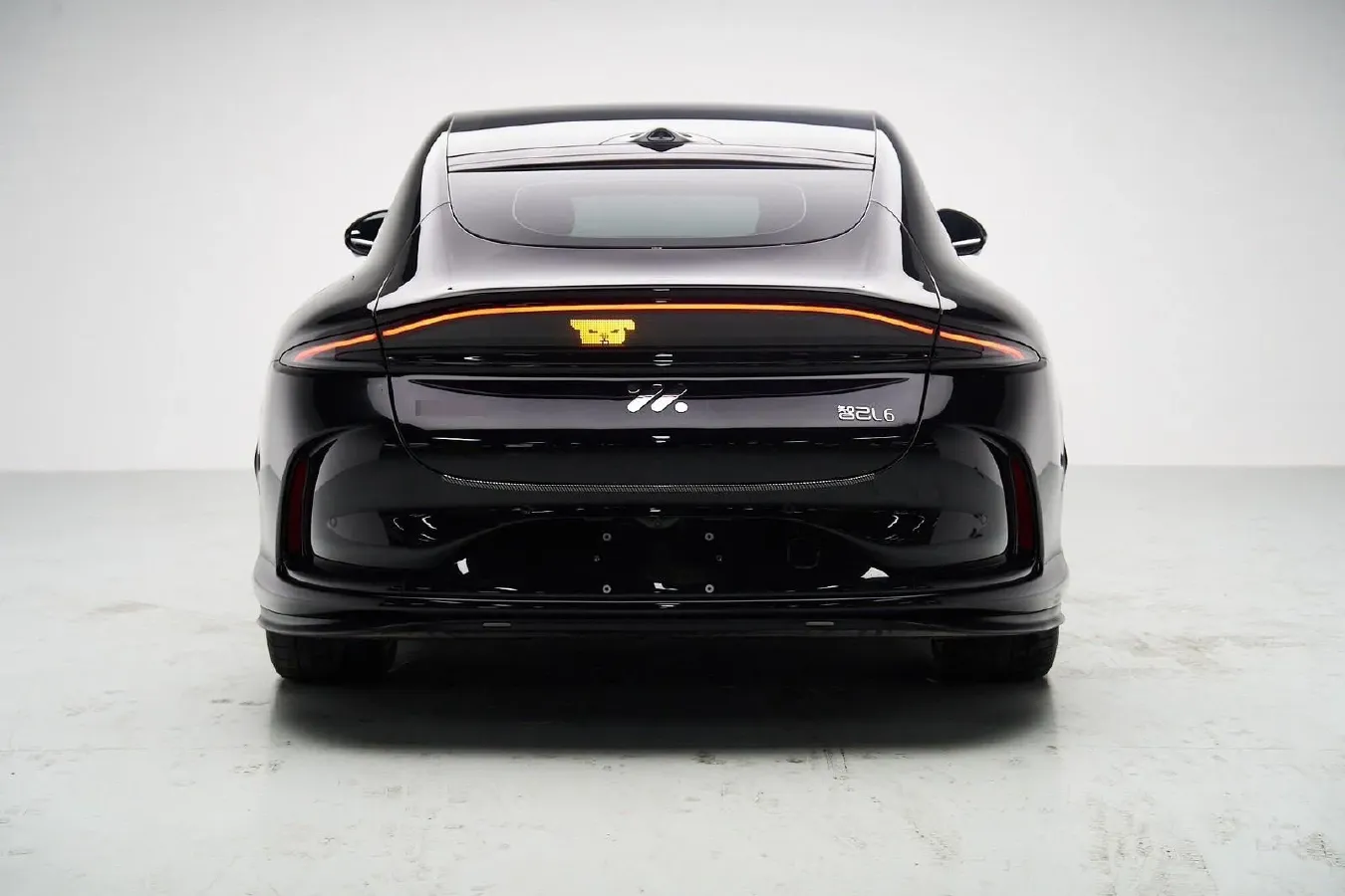 2025 IM L6 BEV,autocango,china used car exporter,china ev exporter,chinese used car exporter,chinese used ev exporter