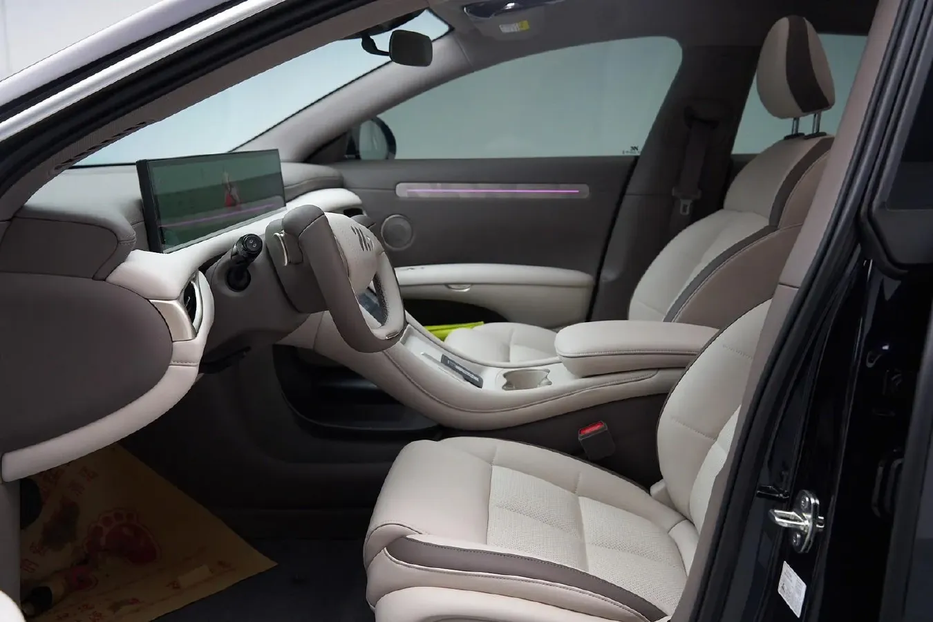 2025 IM L6 BEV,autocango,china used car exporter,china ev exporter,chinese used car exporter,chinese used ev exporter