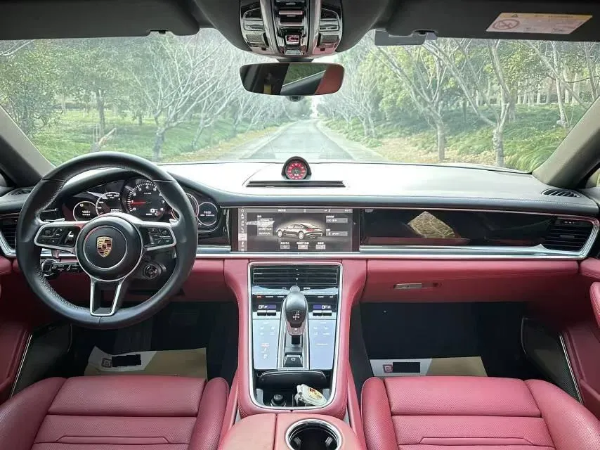 2017 Porsche Panamera 3.0T 330HP V6 8DCT,autocango,china used car exporter,china ev exporter,chinese used car exporter,chinese used ev exporter