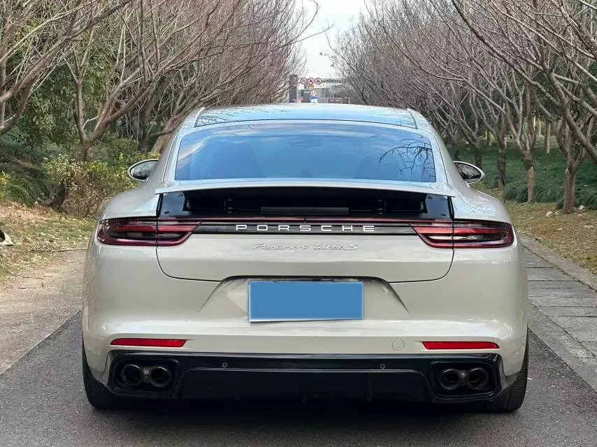 2017 Porsche Panamera 3.0T 330HP V6 8DCT,autocango,china used car exporter,china ev exporter,chinese used car exporter,chinese used ev exporter