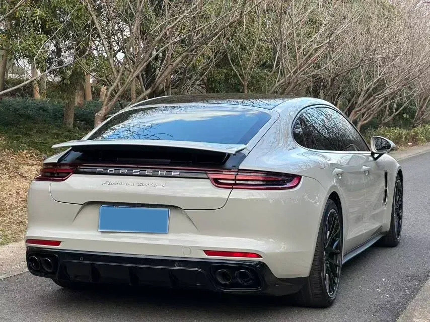 2017 Porsche Panamera 3.0T 330HP V6 8DCT,autocango,china used car exporter,china ev exporter,chinese used car exporter,chinese used ev exporter
