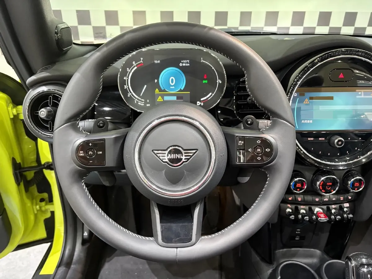 2023 MINI MINI 2.0T 192HP L4 7DCT,autocango,china used car exporter,china ev exporter,chinese used car exporter,chinese used ev exporter