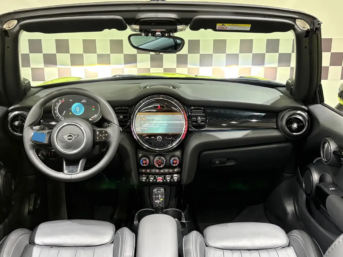 2023 MINI MINI 2.0T 192HP L4 7DCT,autocango,china used car exporter,china ev exporter,chinese used car exporter,chinese used ev exporter