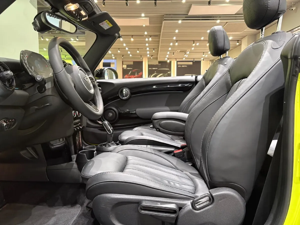 2023 MINI MINI 2.0T 192HP L4 7DCT,autocango,china used car exporter,china ev exporter,chinese used car exporter,chinese used ev exporter