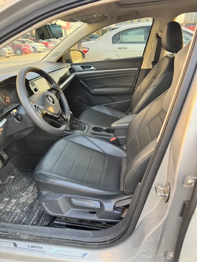 2019 Volkswagen Lavida 1.5L 113HP L4 6AT,autocango,china used car exporter,china ev exporter,chinese used car exporter,chinese used ev exporter