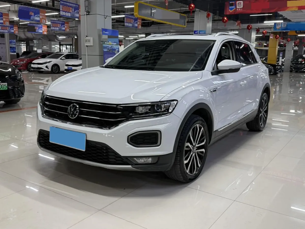 2022 Volkswagen T-Roc 1.4T 150HP L4 7DCT,autocango,china used car exporter,china ev exporter,chinese used car exporter,chinese used ev exporter