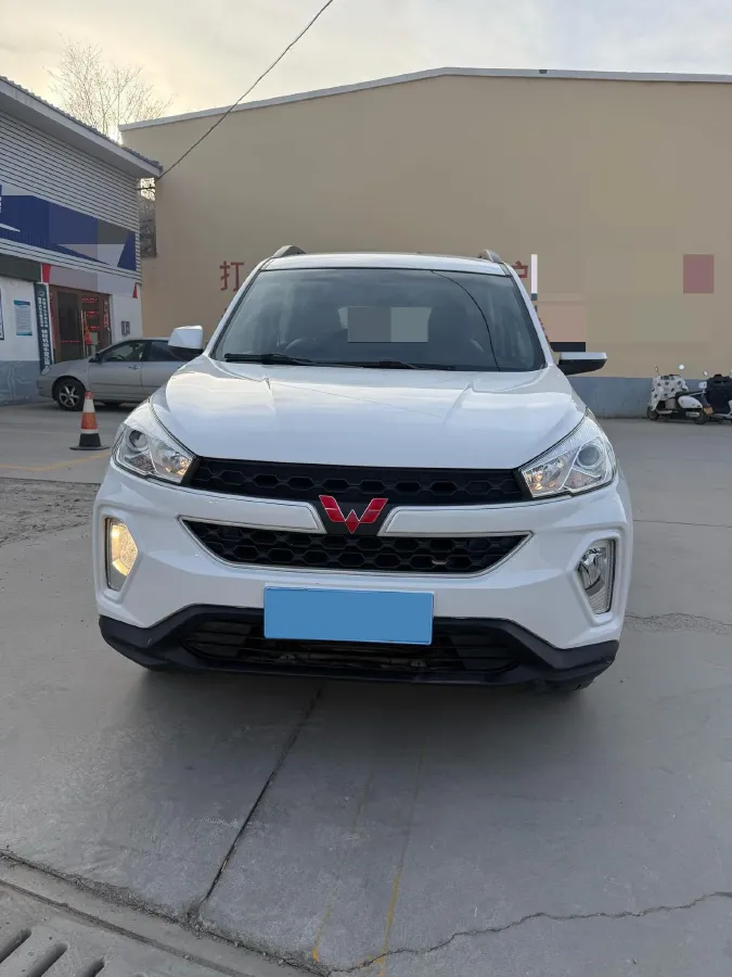 2019 WuLing HongGuang S3 1.5L 112HP L4 6MT,autocango,china used car exporter,china ev exporter,chinese used car exporter,chinese used ev exporter