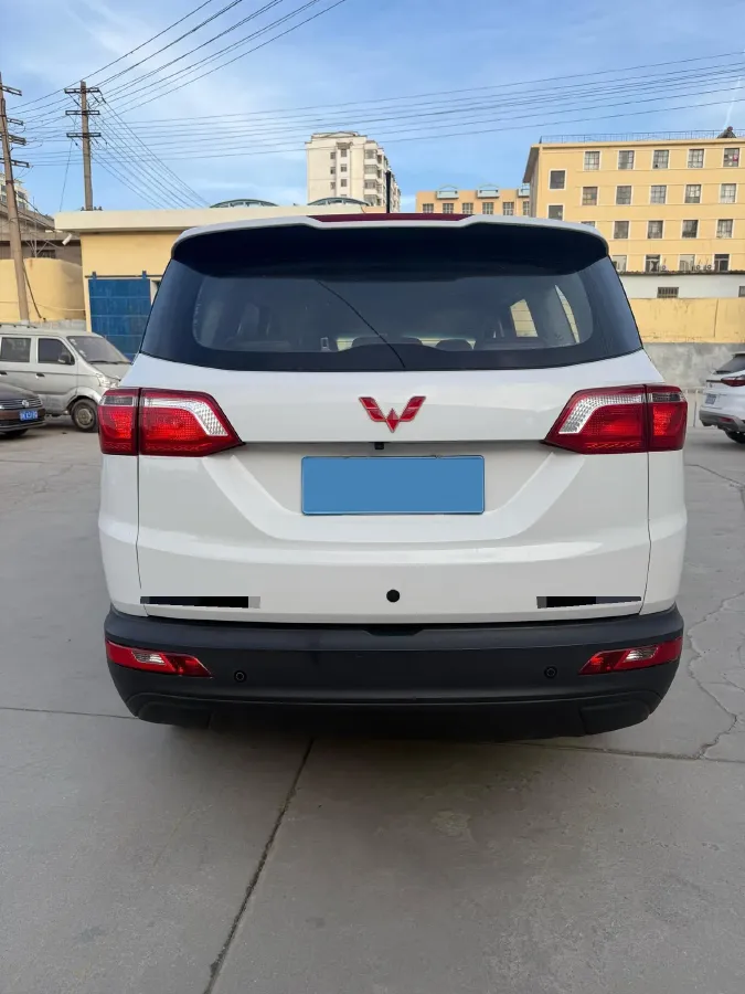 2019 WuLing HongGuang S3 1.5L 112HP L4 6MT,autocango,china used car exporter,china ev exporter,chinese used car exporter,chinese used ev exporter