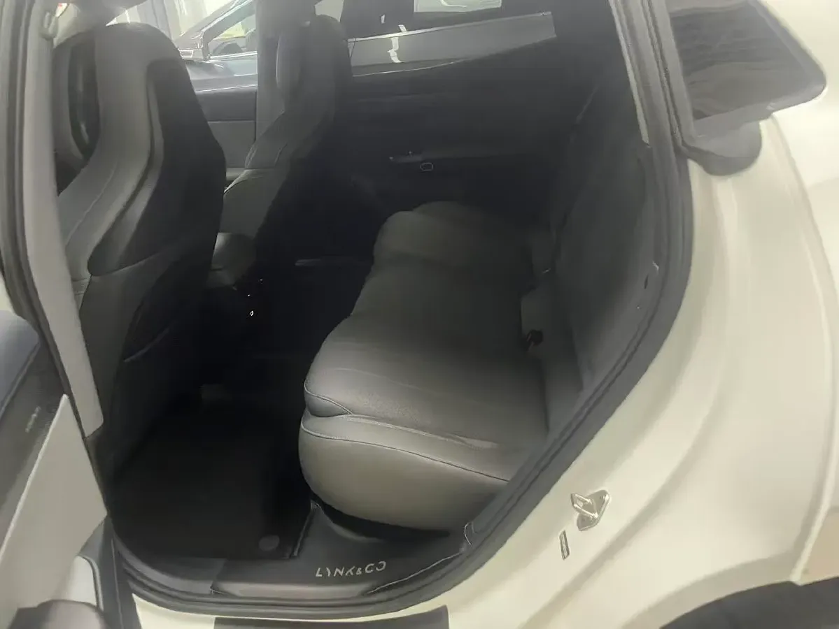 2024 LYNK&CO 01 2.0T 254HP L4 8AT,autocango,china used car exporter,china ev exporter,chinese used car exporter,chinese used ev exporter