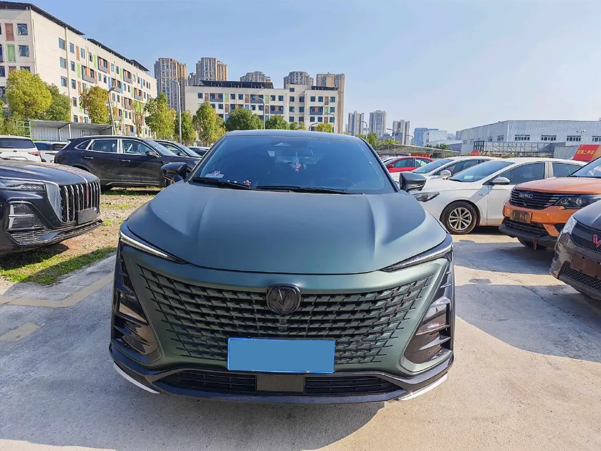 2023 ChangAn UNI-T 1.5T 188HP L4 7DCT,autocango,china used car exporter,china ev exporter,chinese used car exporter,chinese used ev exporter