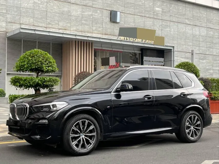 2021 BMW X5 2.0T 265HP L4 8AT,autocango,china used car exporter,china ev exporter,chinese used car exporter,chinese used ev exporter