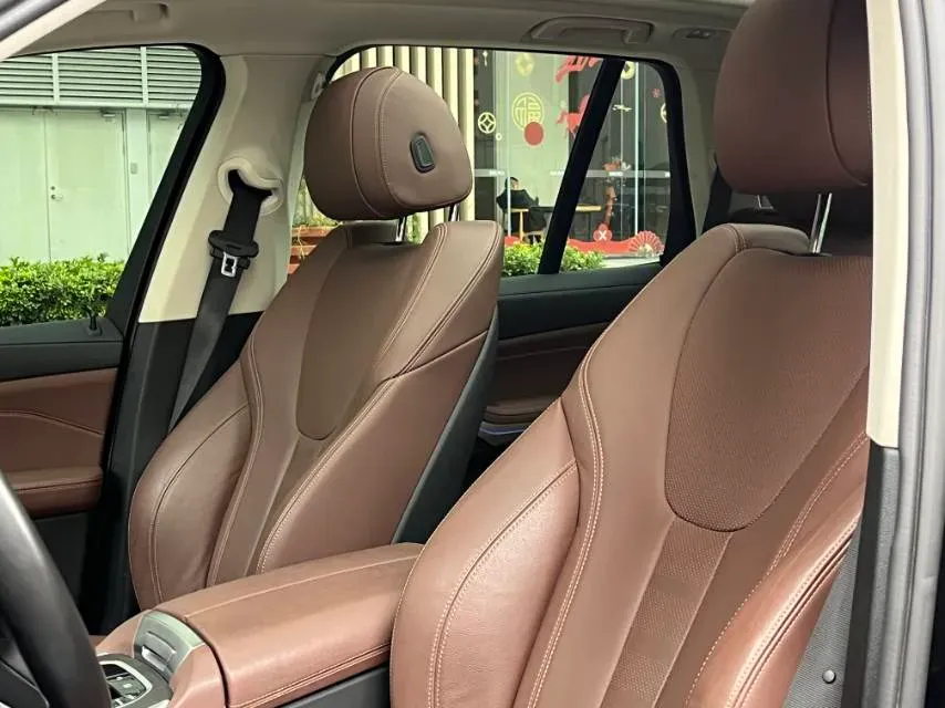 2021 BMW X5 2.0T 265HP L4 8AT,autocango,china used car exporter,china ev exporter,chinese used car exporter,chinese used ev exporter