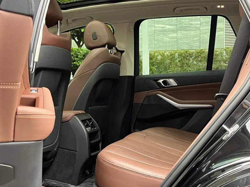 2021 BMW X5 2.0T 265HP L4 8AT,autocango,china used car exporter,china ev exporter,chinese used car exporter,chinese used ev exporter