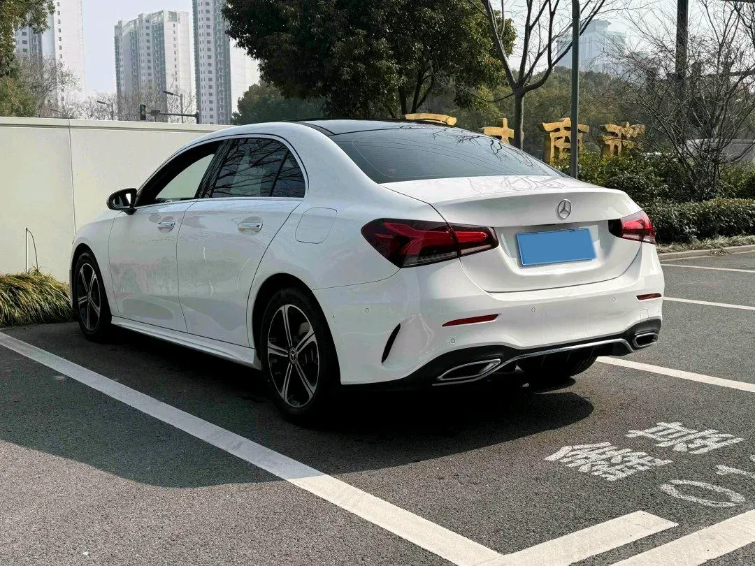 2023 Mercedes-Benz A Class 1.3T 163HP L4 7DCT,autocango,china used car exporter,china ev exporter,chinese used car exporter,chinese used ev exporter