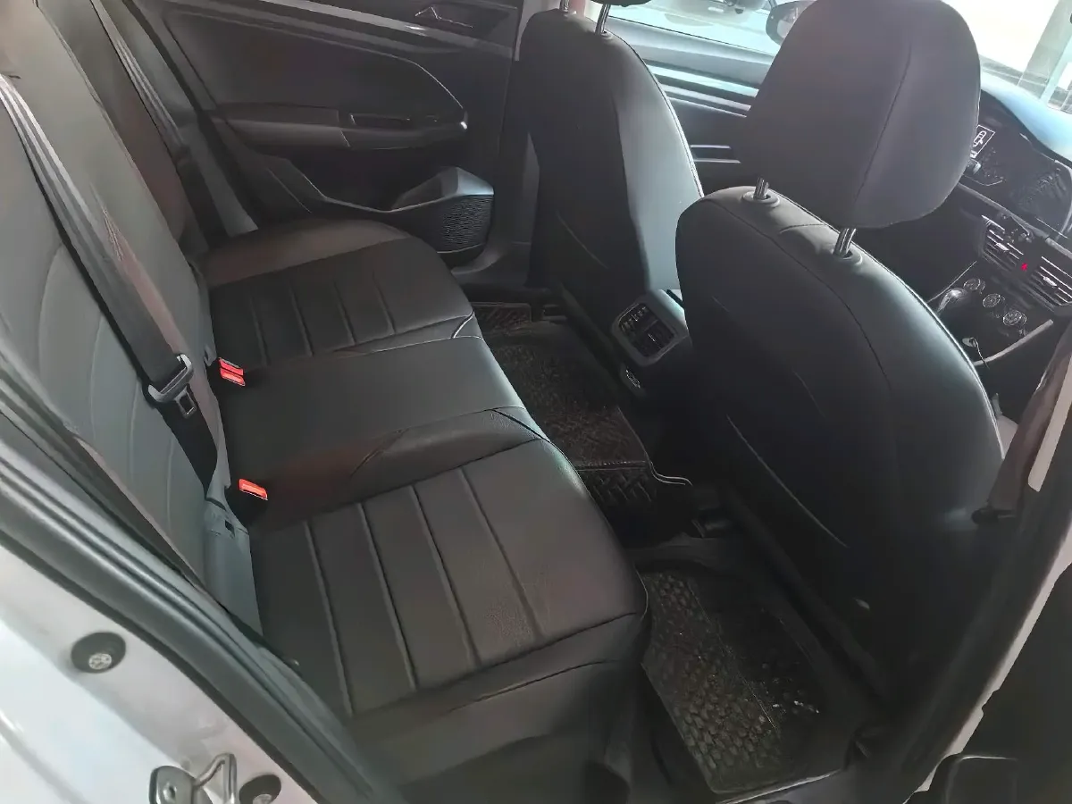 2021 Volkswagen Bora 1.5L 113HP L4 6AT,autocango,china used car exporter,china ev exporter,chinese used car exporter,chinese used ev exporter