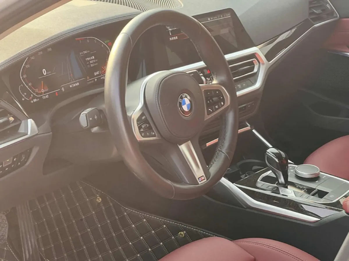 2022 BMW 3 Series 2.0T 184HP L4 8AT,autocango,china used car exporter,china ev exporter,chinese used car exporter,chinese used ev exporter