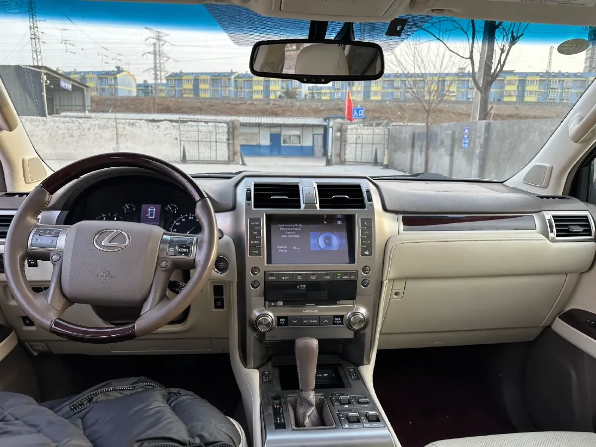 2014 Lexus GX 4.0L 275HP V6 5AT,autocango,china used car exporter,china ev exporter,chinese used car exporter,chinese used ev exporter