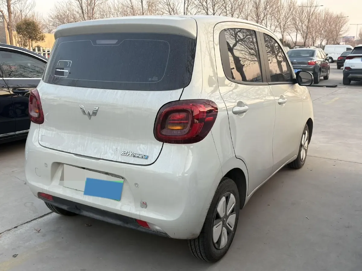 2025 WuLing HongGuang MINI EV BEV 16.2KWH,autocango,china used car exporter,china ev exporter,chinese used car exporter,chinese used ev exporter
