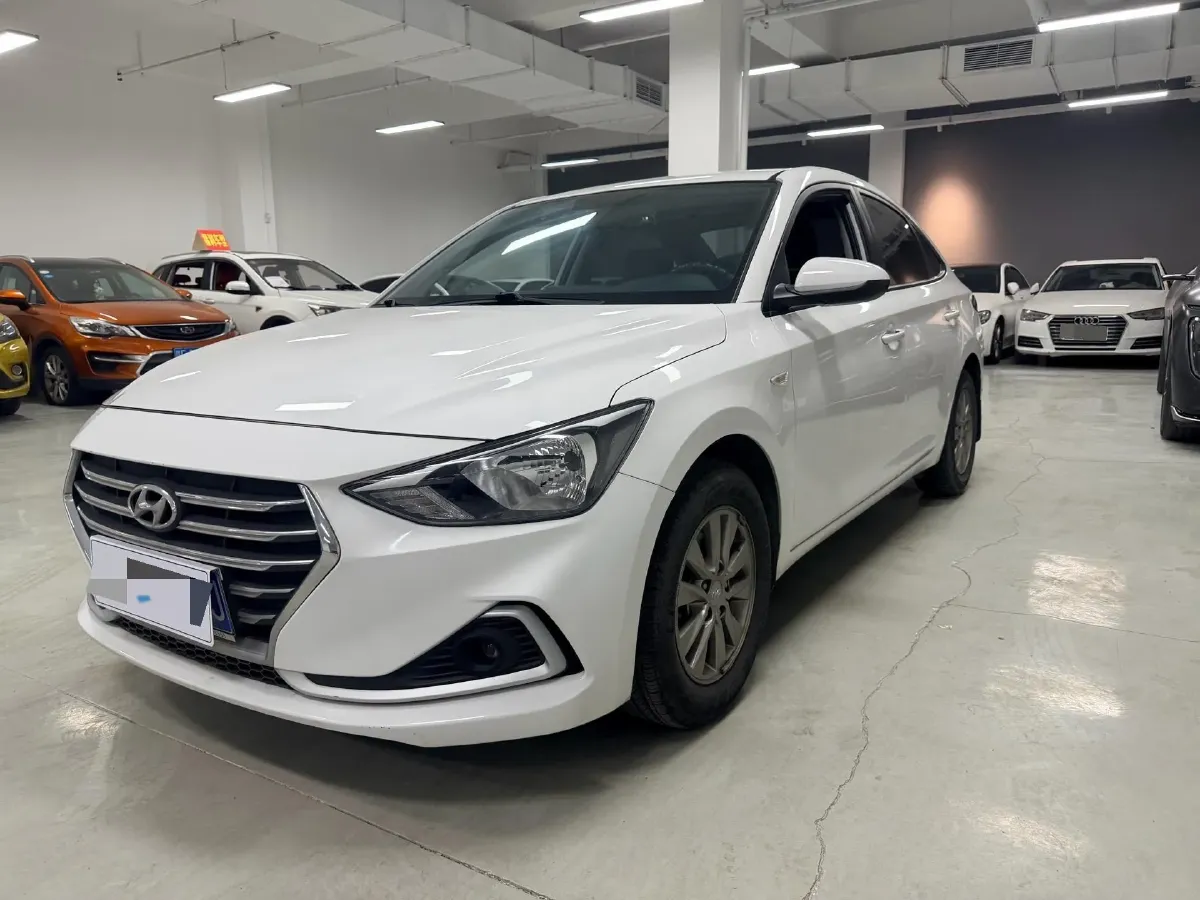 2020 Hyundai Celesta 1.6L 123HP L4 6AT,autocango,china used car exporter,china ev exporter,chinese used car exporter,chinese used ev exporter