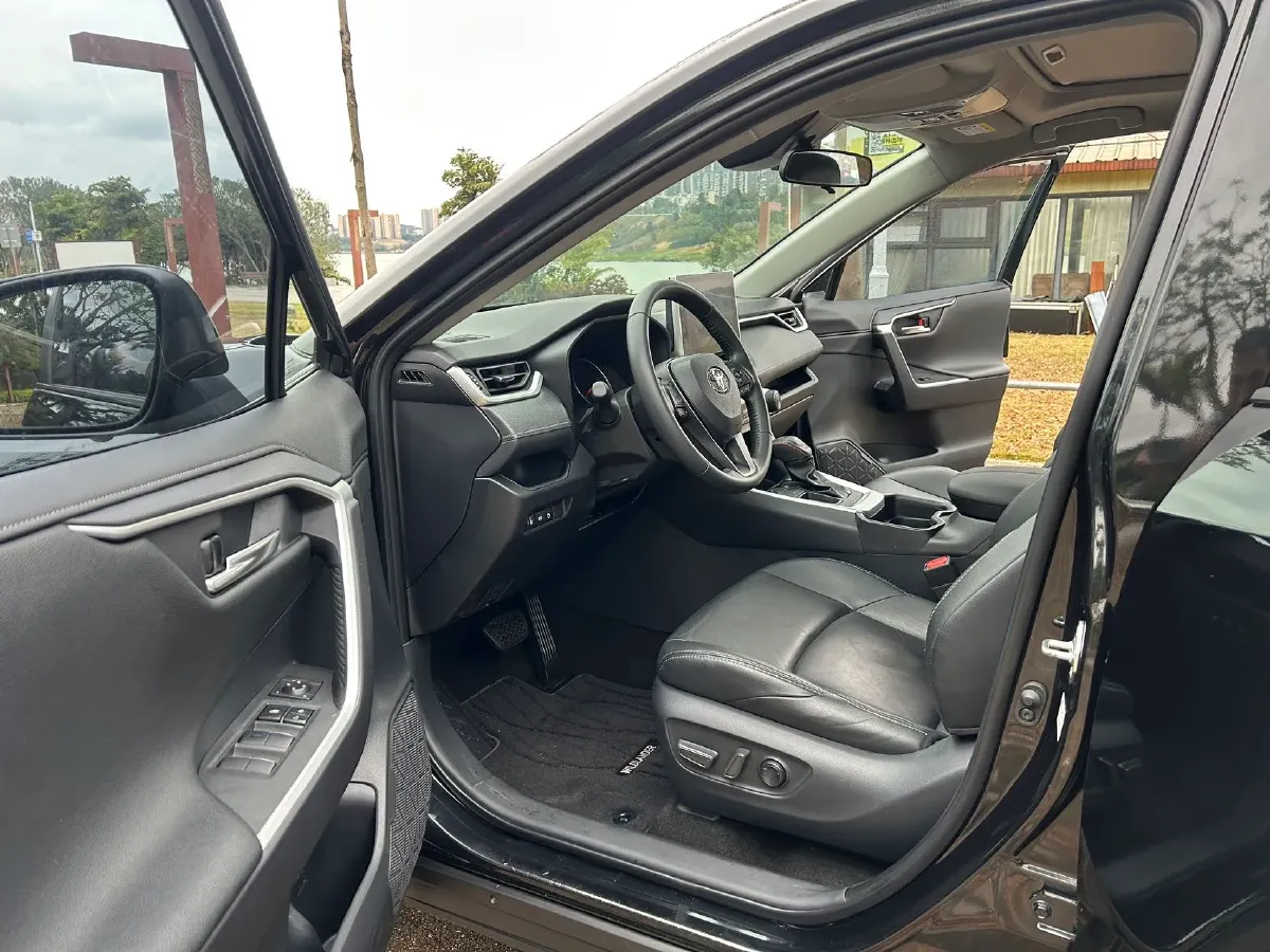 2022 Toyota Wildlander 2.0L 171HP L4 CVT,autocango,china used car exporter,china ev exporter,chinese used car exporter,chinese used ev exporter