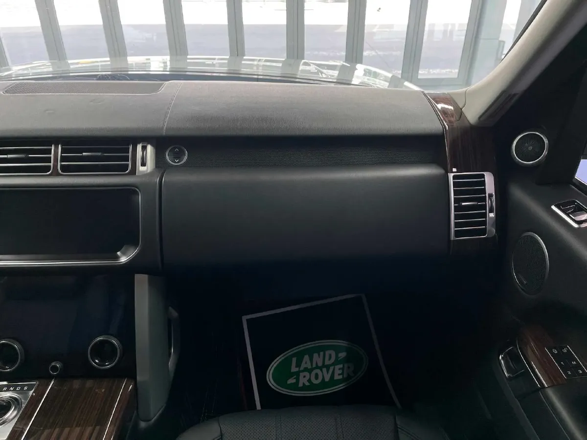 2017 Land Rover Range Rover 3.0T 381HP V6 8AT,autocango,china used car exporter,china ev exporter,chinese used car exporter,chinese used ev exporter