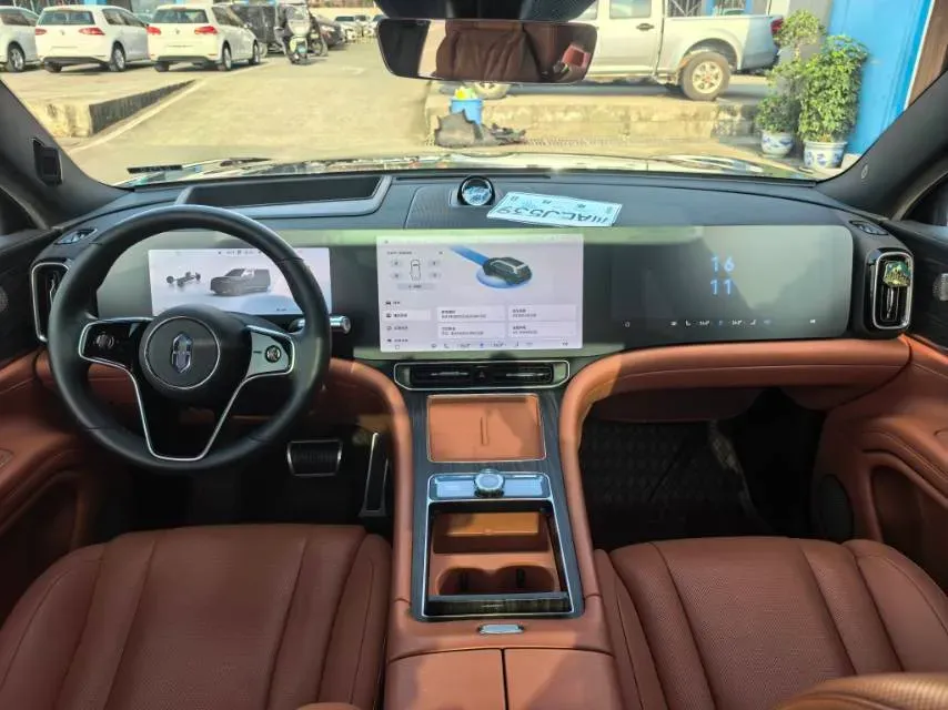 2024 AITO AITO M9 1.5T 152HP L4 REEV 42KWH,autocango,china used car exporter,china ev exporter,chinese used car exporter,chinese used ev exporter