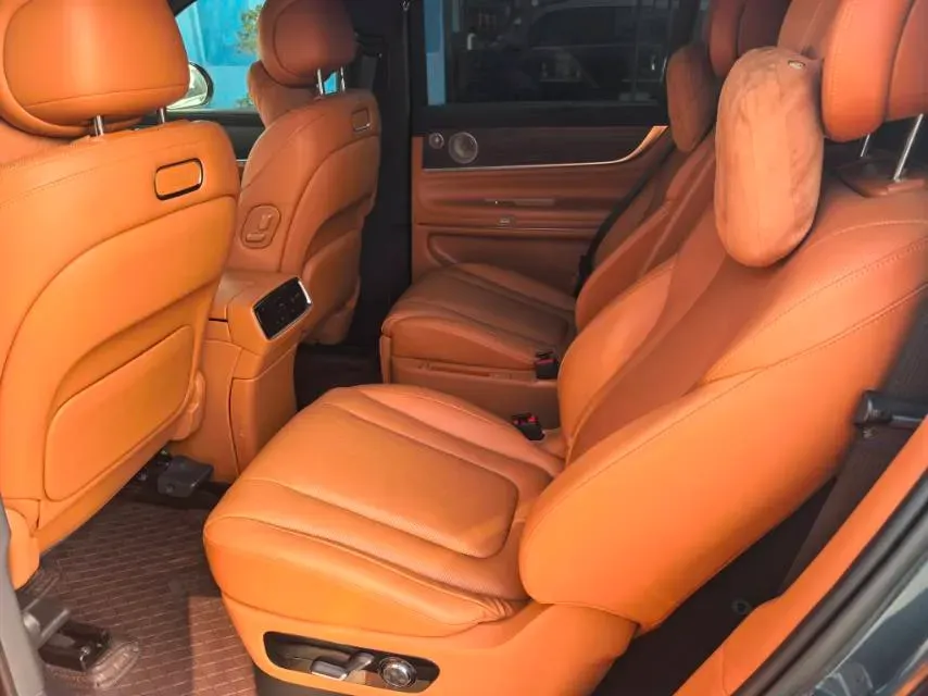 2024 AITO AITO M9 1.5T 152HP L4 REEV 42KWH,autocango,china used car exporter,china ev exporter,chinese used car exporter,chinese used ev exporter