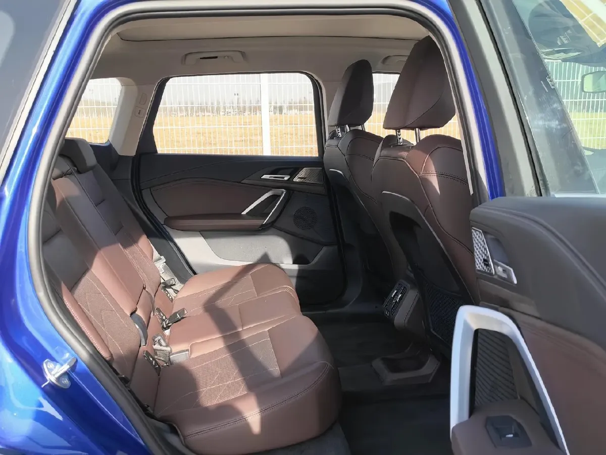 2023 BMW iX1 BEV 66.45KWH,autocango,china used car exporter,china ev exporter,chinese used car exporter,chinese used ev exporter