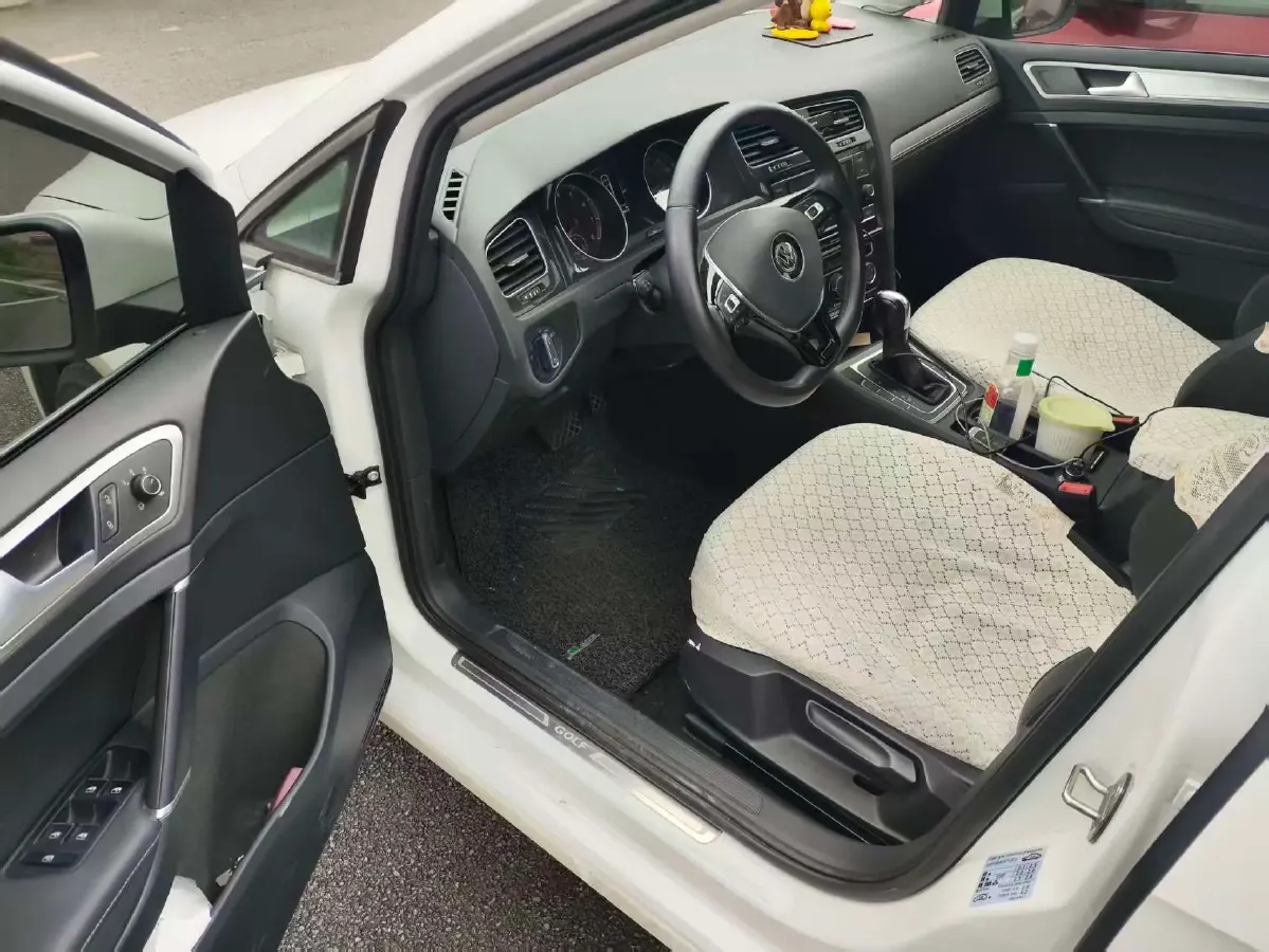 2018 Volkswagen Golf 1.6L 110HP L4 6AT,autocango,china used car exporter,china ev exporter,chinese used car exporter,chinese used ev exporter