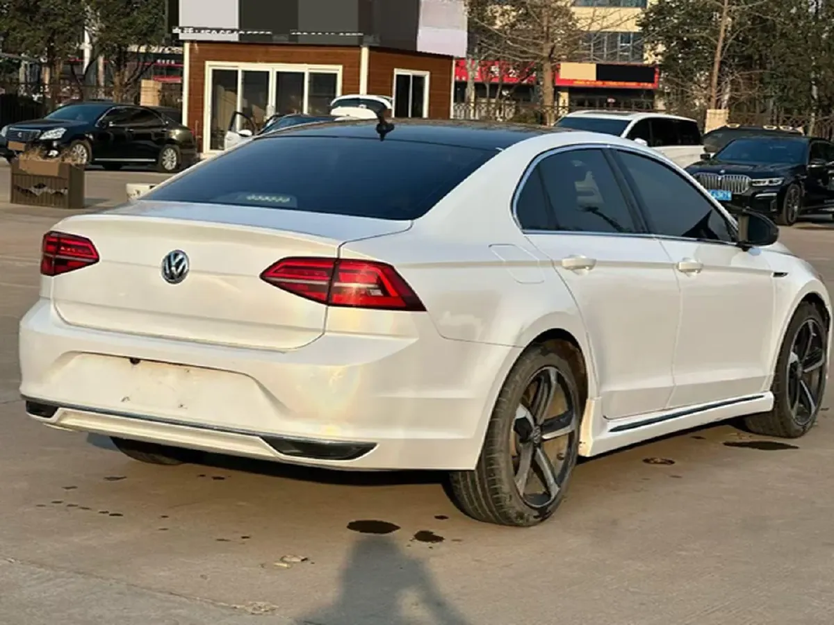 2019 Volkswagen T-Cross 1.4T 150HP L4 7DCT,autocango,china used car exporter,china ev exporter,chinese used car exporter,chinese used ev exporter