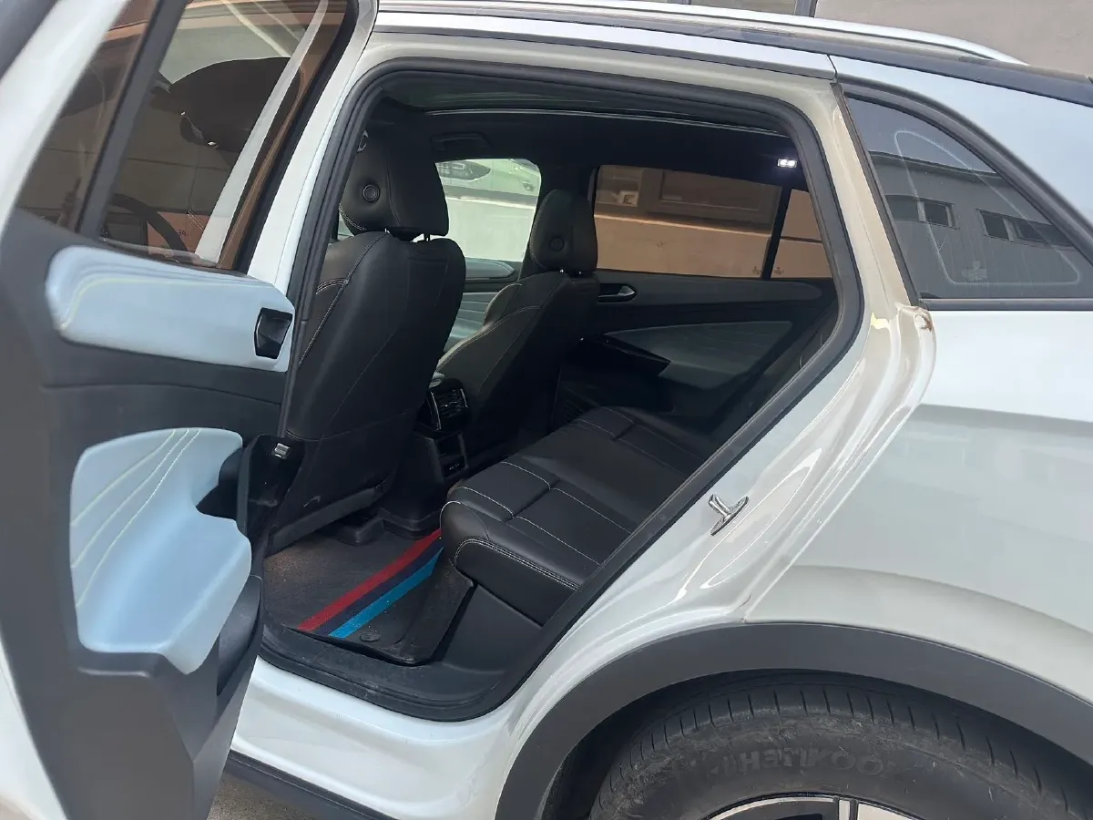 2025 Volkswagen ID.4 X BEV 52.8KWH,autocango,china used car exporter,china ev exporter,chinese used car exporter,chinese used ev exporter