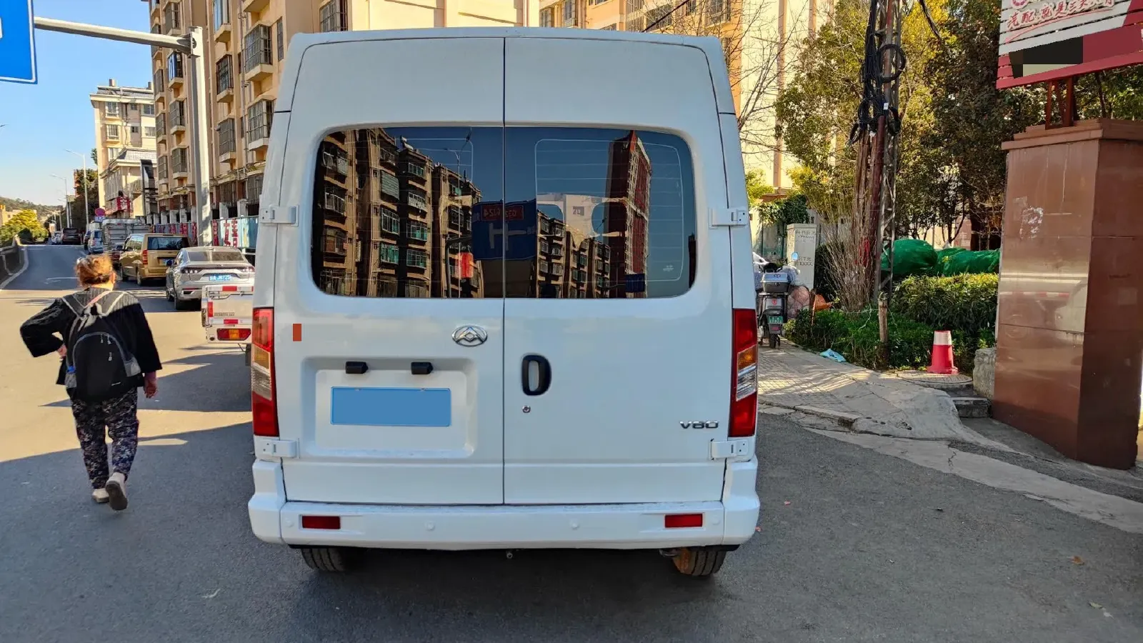 2021 MAXUS XinTu V80 2.0T 139HP L4 6MT,autocango,china used car exporter,china ev exporter,chinese used car exporter,chinese used ev exporter