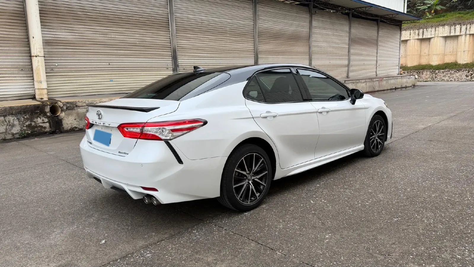 2021 Toyota Camry 2.5L 209HP L4 8AT,autocango,china used car exporter,china ev exporter,chinese used car exporter,chinese used ev exporter