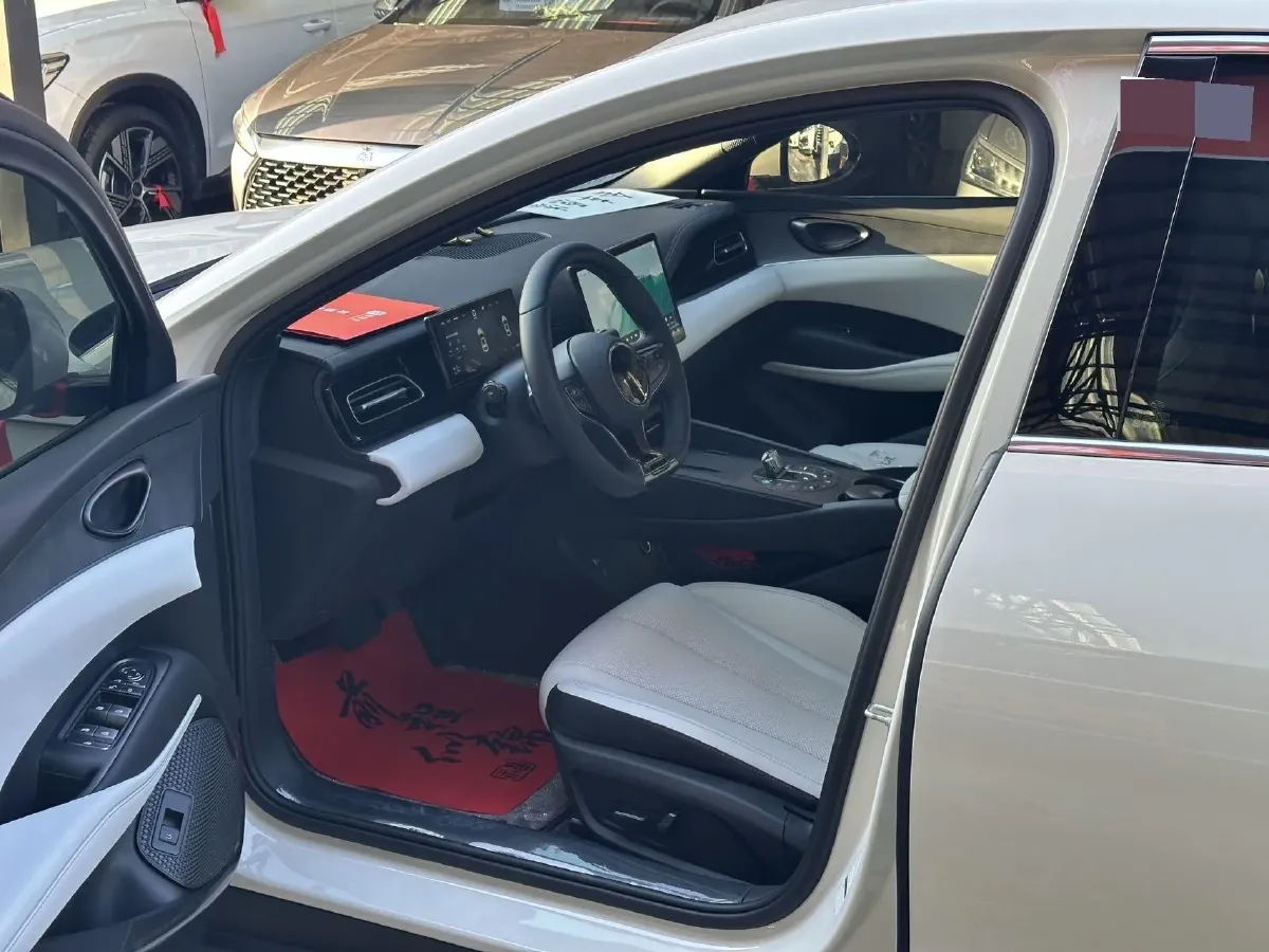 2025 BYD Seal06 1.5L 101HP L4 E-CVT PHEV 15.87KWH,autocango,china used car exporter,china ev exporter,chinese used car exporter,chinese used ev exporter