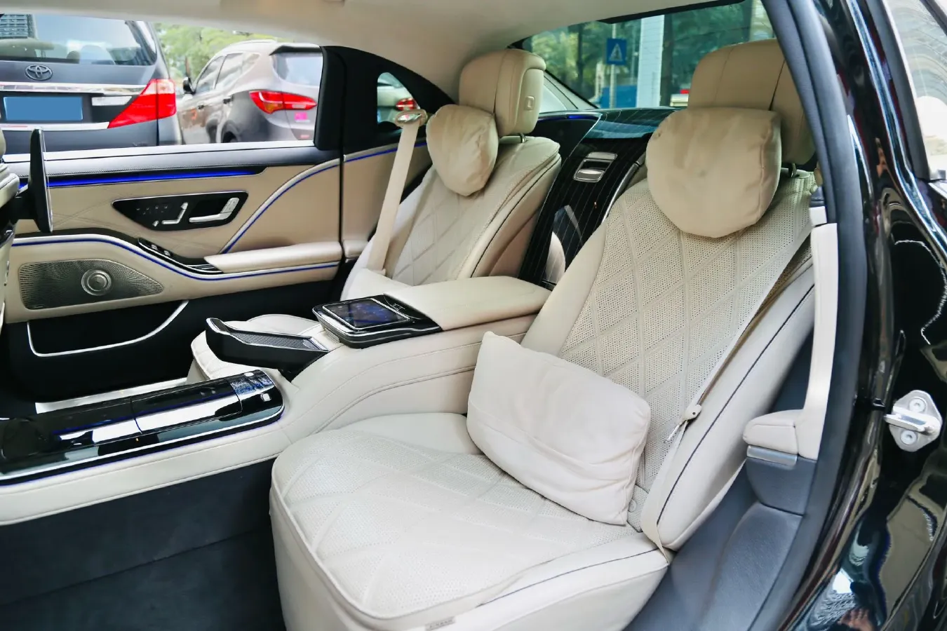 2021 Mercedes-Benz Maybach S Class 3.0T 367HP L6 9AT,autocango,china used car exporter,china ev exporter,chinese used car exporter,chinese used ev exporter