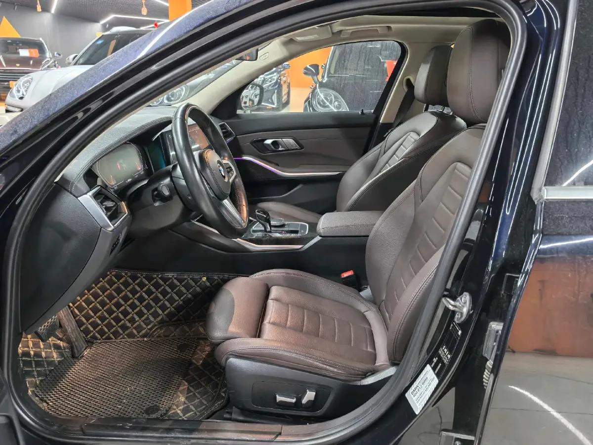 2020 BMW 3 Series 2.0T 184HP L4 8AT,autocango,china used car exporter,china ev exporter,chinese used car exporter,chinese used ev exporter