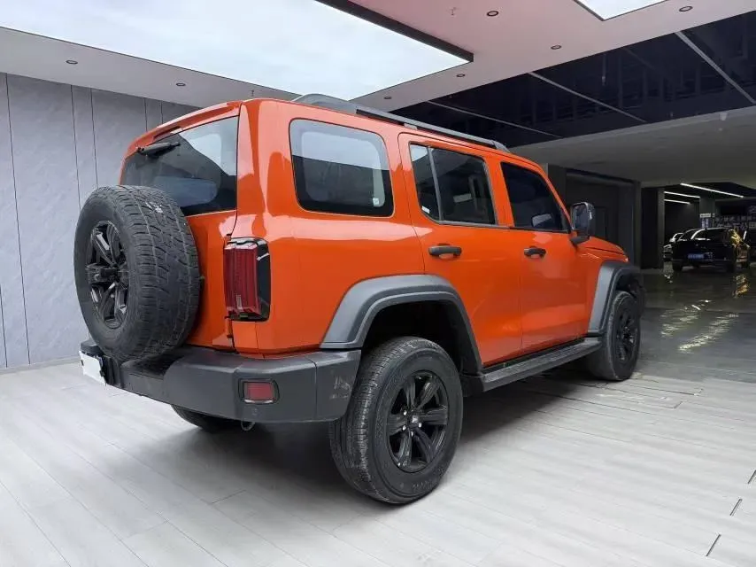 2021 Tank 300 2.0T 227HP L4 8AT,autocango,china used car exporter,china ev exporter,chinese used car exporter,chinese used ev exporter