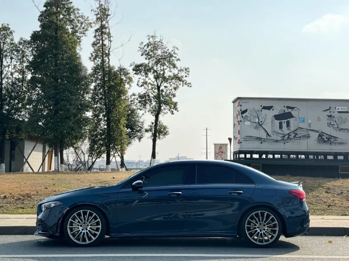 2019 Mercedes-Benz A AMG 2.0T 306HP L4 7DCT,autocango,china used car exporter,china ev exporter,chinese used car exporter,chinese used ev exporter