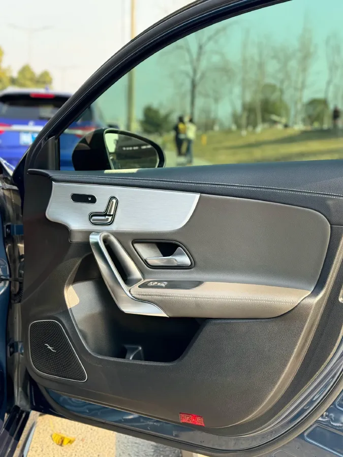 2019 Mercedes-Benz A AMG 2.0T 306HP L4 7DCT,autocango,china used car exporter,china ev exporter,chinese used car exporter,chinese used ev exporter