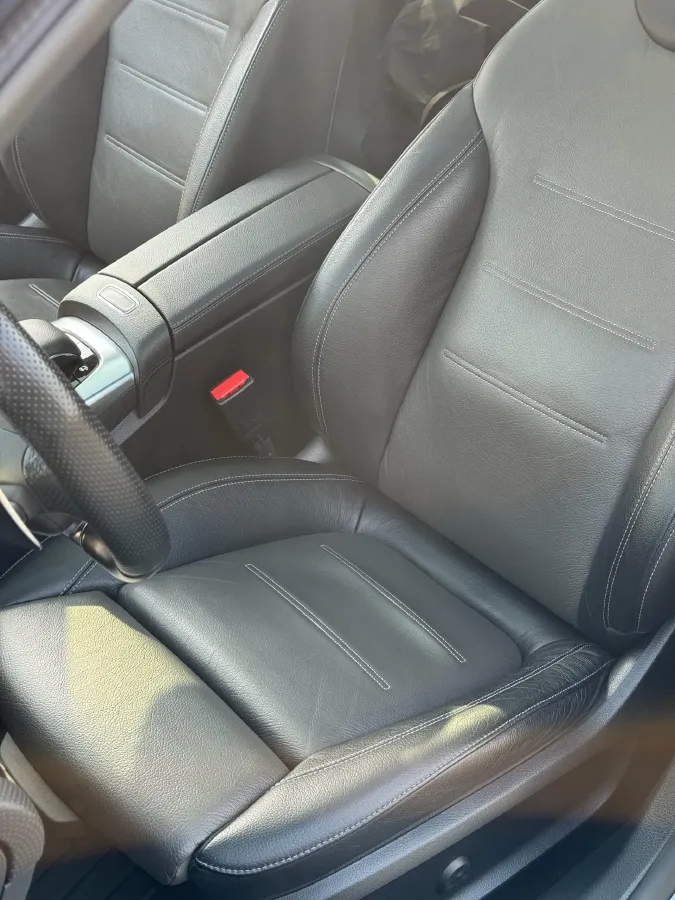 2019 Mercedes-Benz A AMG 2.0T 306HP L4 7DCT,autocango,china used car exporter,china ev exporter,chinese used car exporter,chinese used ev exporter