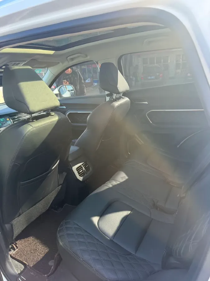 2020 Haval H6 2.0T 224HP L4 7DCT,autocango,china used car exporter,china ev exporter,chinese used car exporter,chinese used ev exporter