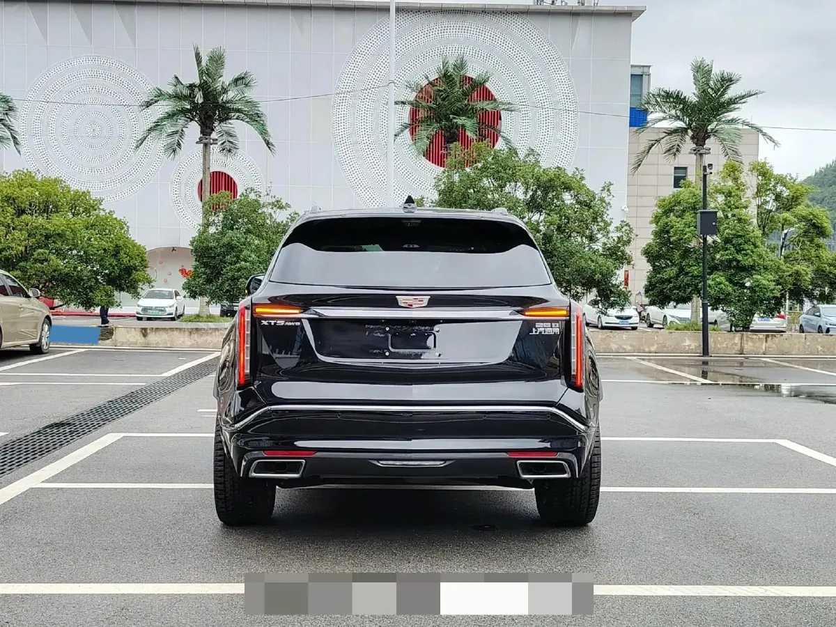 2026 Cadillac XT5 2.0T 237HP L4 9AT,autocango,china used car exporter,china ev exporter,chinese used car exporter,chinese used ev exporter