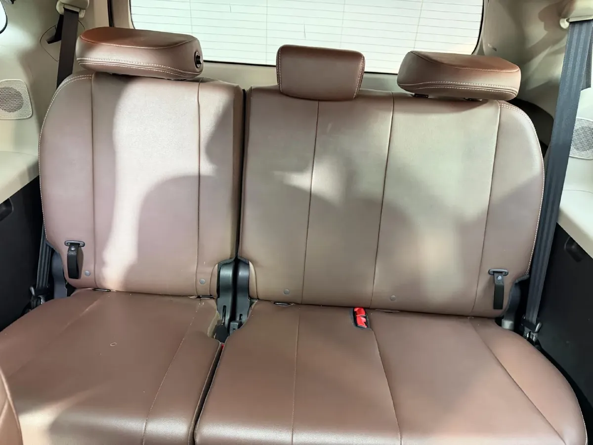 2019 Toyota Avalon 2.0L 178HP L4 CVT,autocango,china used car exporter,china ev exporter,chinese used car exporter,chinese used ev exporter