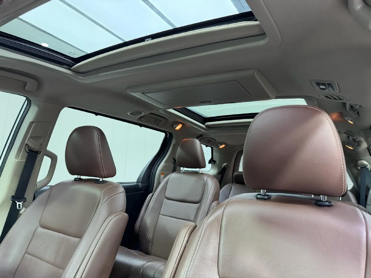 2019 Toyota Avalon 2.0L 178HP L4 CVT,autocango,china used car exporter,china ev exporter,chinese used car exporter,chinese used ev exporter