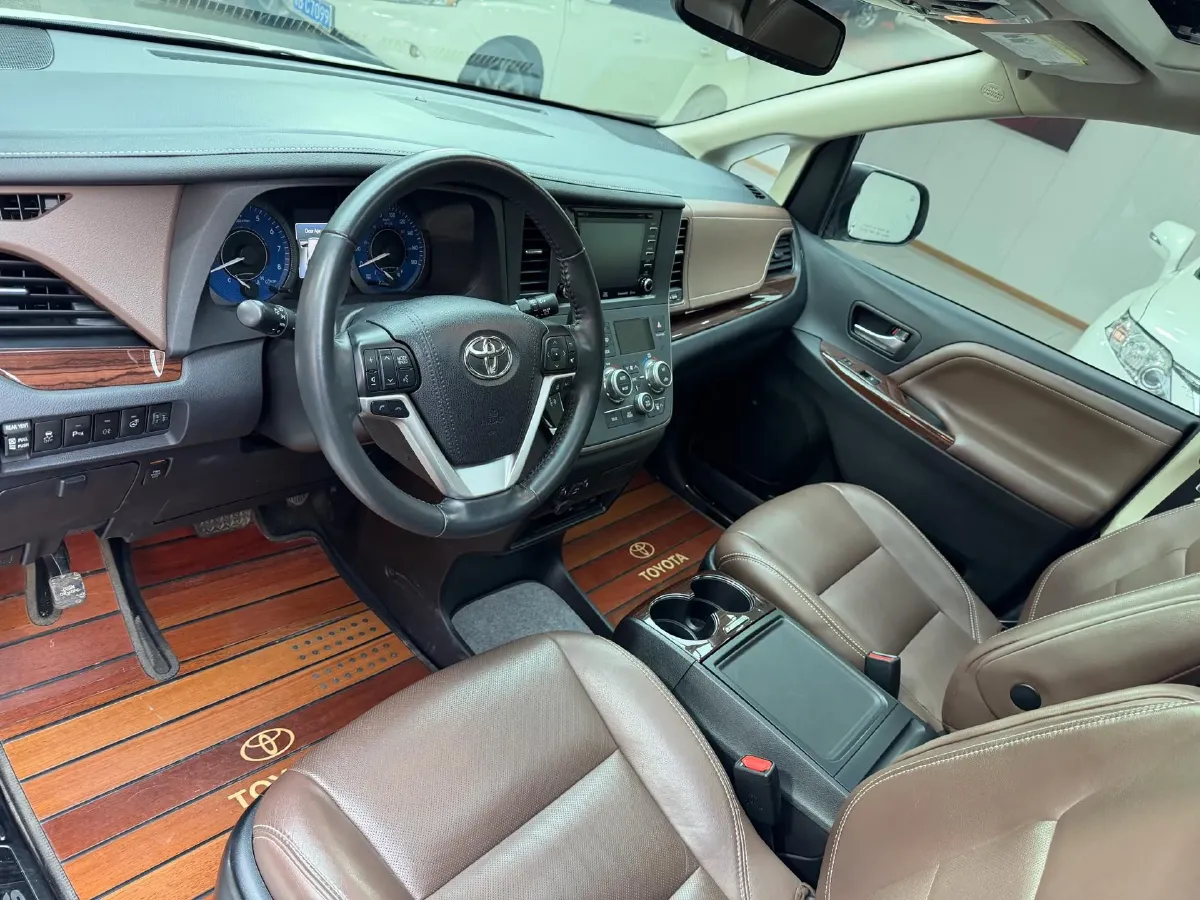 2019 Toyota Avalon 2.0L 178HP L4 CVT,autocango,china used car exporter,china ev exporter,chinese used car exporter,chinese used ev exporter