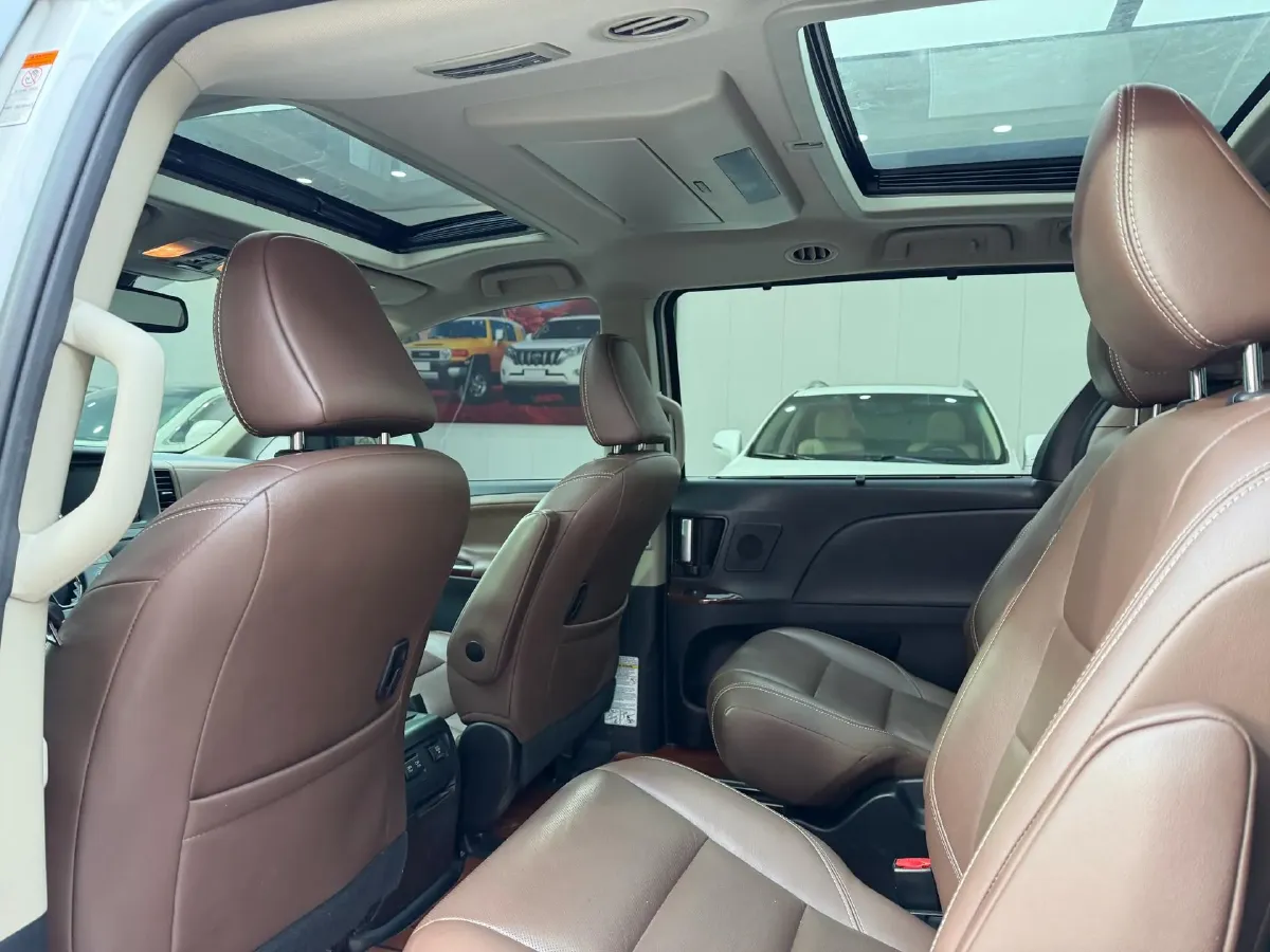 2019 Toyota Avalon 2.0L 178HP L4 CVT,autocango,china used car exporter,china ev exporter,chinese used car exporter,chinese used ev exporter