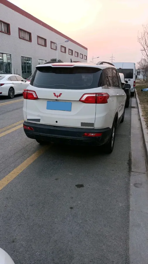 2018 WuLing HongGuang S3 1.5L 112HP L4 6MT,autocango,china used car exporter,china ev exporter,chinese used car exporter,chinese used ev exporter