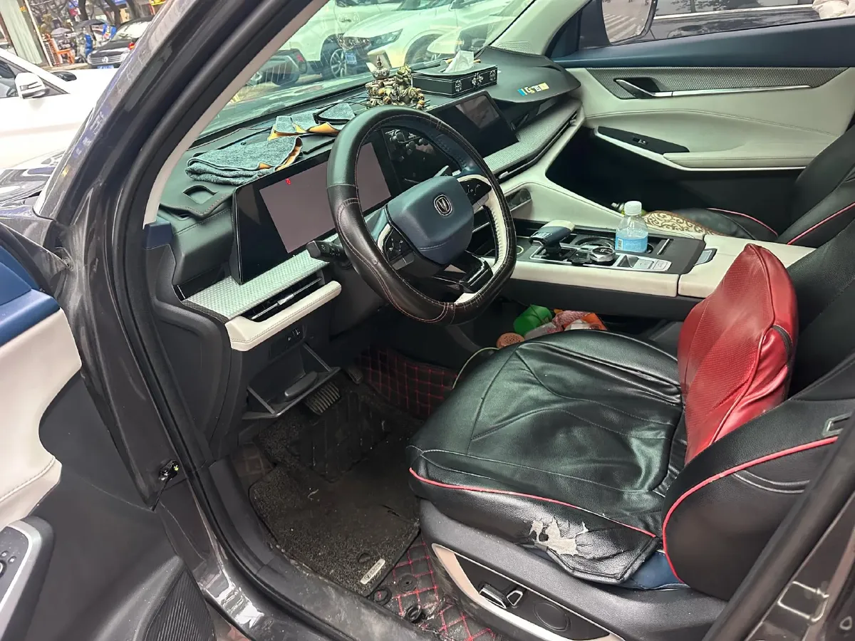 2022 ChangAn CS75 Plus 1.5T 178HP L4 6AT,autocango,china used car exporter,china ev exporter,chinese used car exporter,chinese used ev exporter