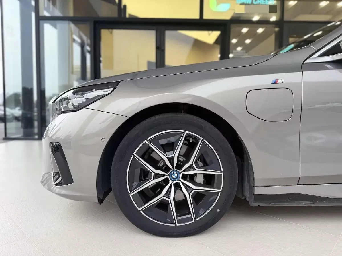 2024 BMW i5 BEV 79.05KWH,autocango,china used car exporter,china ev exporter,chinese used car exporter,chinese used ev exporter