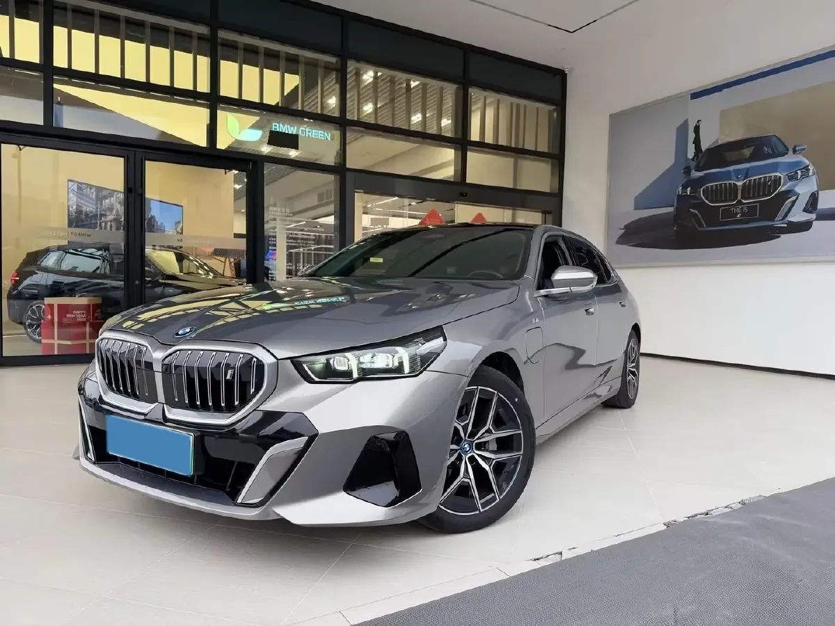 2024 BMW i5 BEV 79.05KWH,autocango,china used car exporter,china ev exporter,chinese used car exporter,chinese used ev exporter